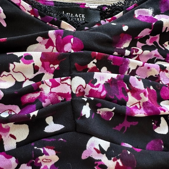 White House black market lace purple and black Floral Camisole Top XS - Picture 2 of 7
